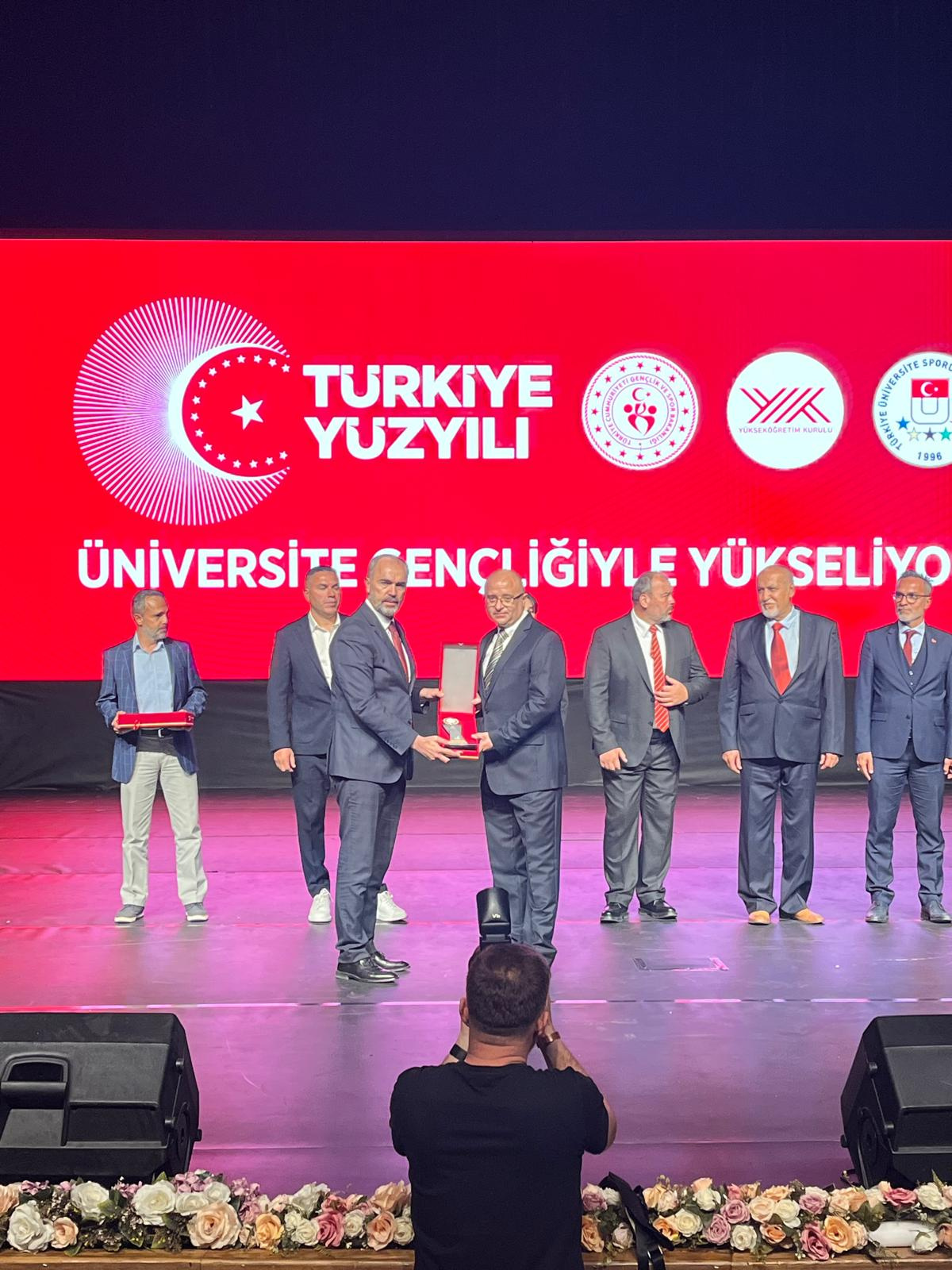 Uluslararası Üniversite Sporları Günü TÜSF Ödül ve Tanıtım Gecesi
